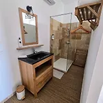 L'uzanges 4* Lussan (Gard)