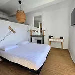 Bed and breakfast L'uzanges 4*
