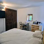 Bed and breakfast L'uzanges 4*