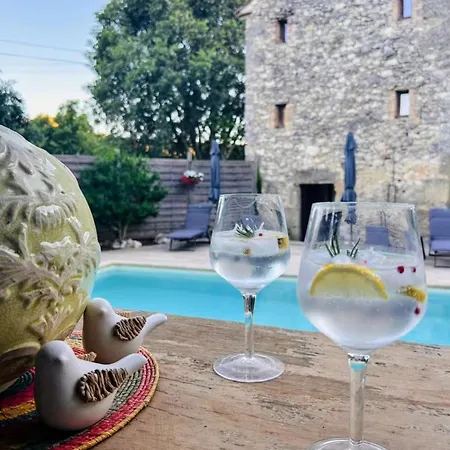 L'uzanges Bed and breakfast Lussan (Gard)