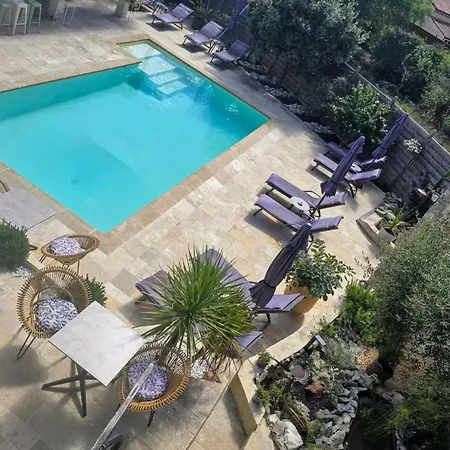 L'uzanges Bed and breakfast 4*