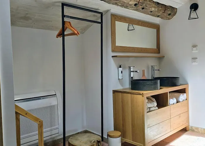 L'uzanges Lussan (Gard)