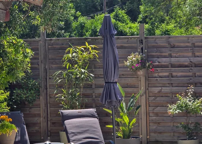 L'uzanges Alojamento de Acomodação e Pequeno-almoço Lussan (Gard)