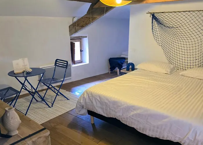 Alojamento de Acomodação e Pequeno-almoço L'uzanges Lussan (Gard)