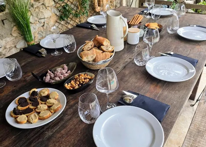 Alojamento de Acomodação e Pequeno-almoço L'uzanges 4*