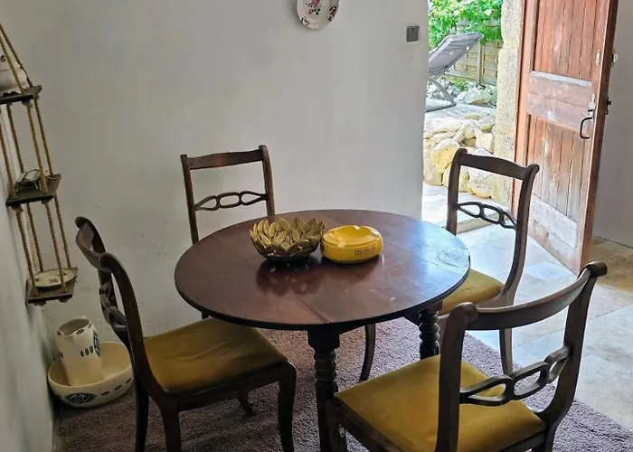 L'uzanges Alojamento de Acomodação e Pequeno-almoço